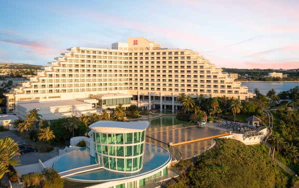 Exteriors_Hotel(4)_RIHGA Royal Laguna Guam Resort